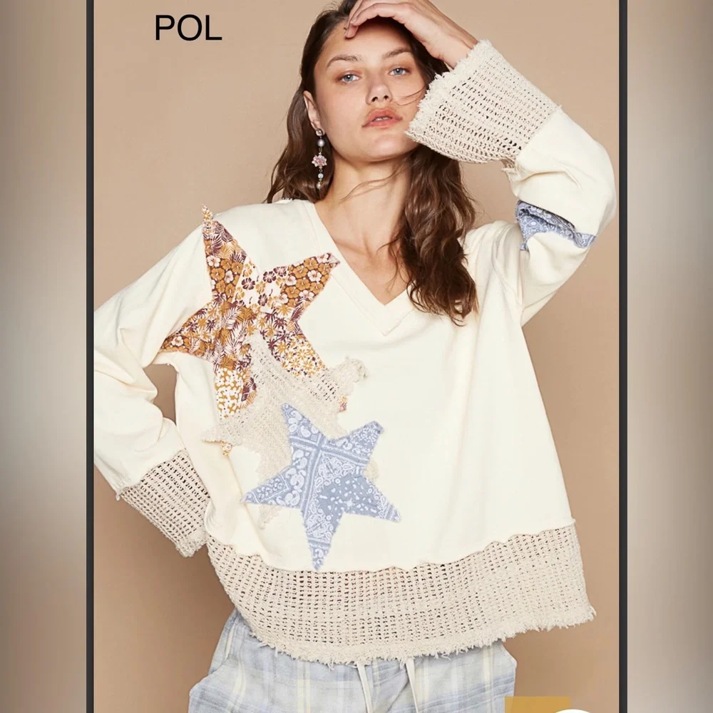 BP25💙🤍POL patchwork cream+blue v-neck in soft fabric w/on trend textural vibe - Picture 5 of 7